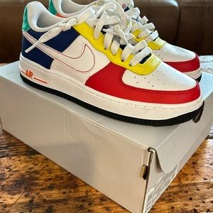 Air Force 1low LV8 B8